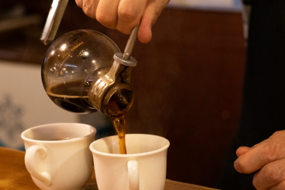 東亜珈琲館　新千歳空港店